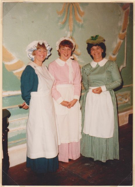 Miscellaneous photographs — la vie parisenne 001.jpg